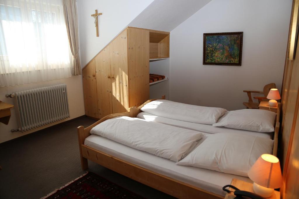 Klostergasthof Maria Eck Siegsdorf Room photo
